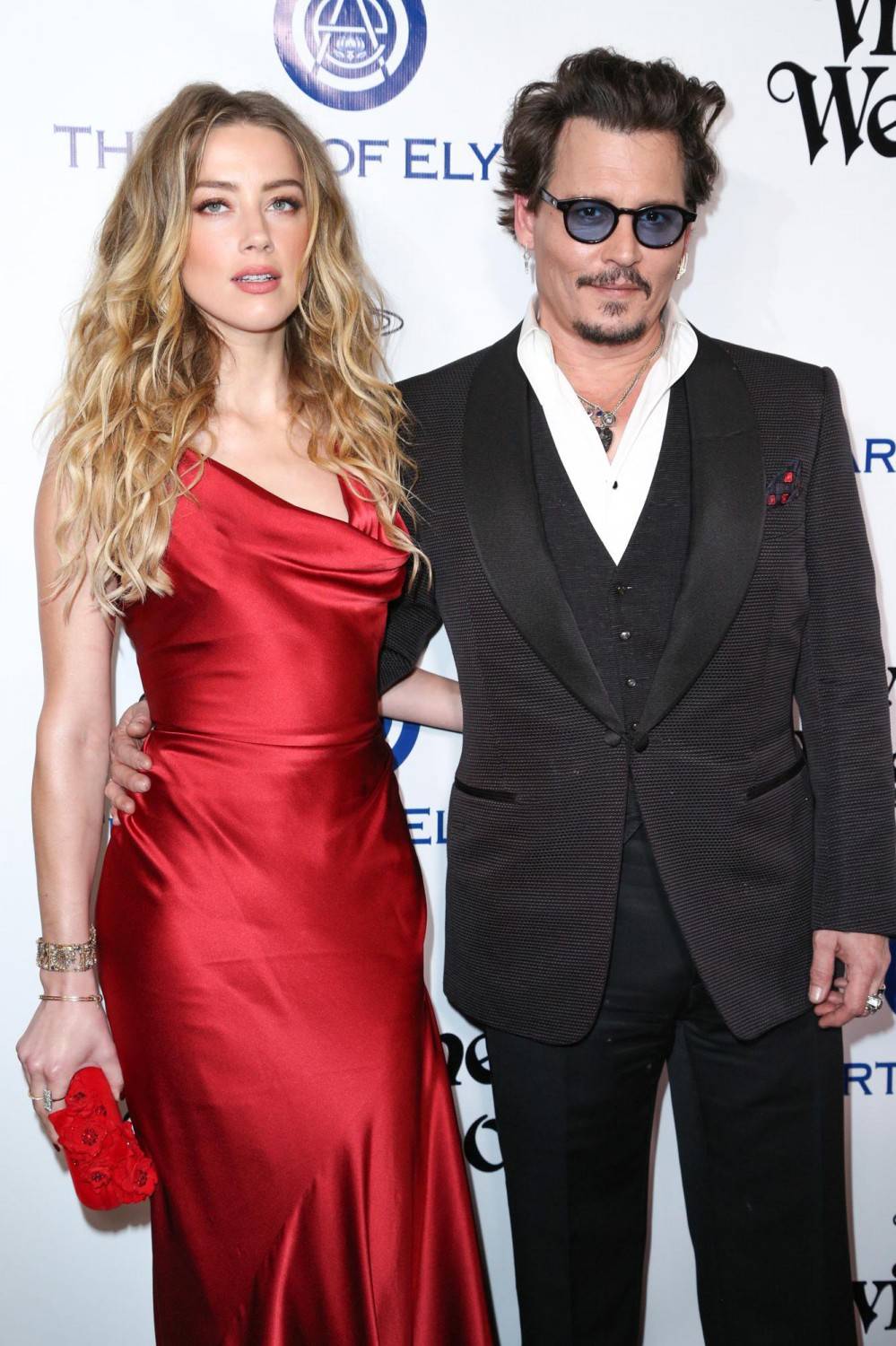 "Amber Heard ha manipolato Johnny Depp": parla l'amico