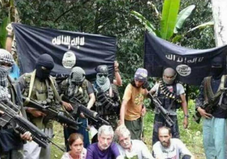 Filippine, decapitato dai jihadisti un altro ostaggio canadese