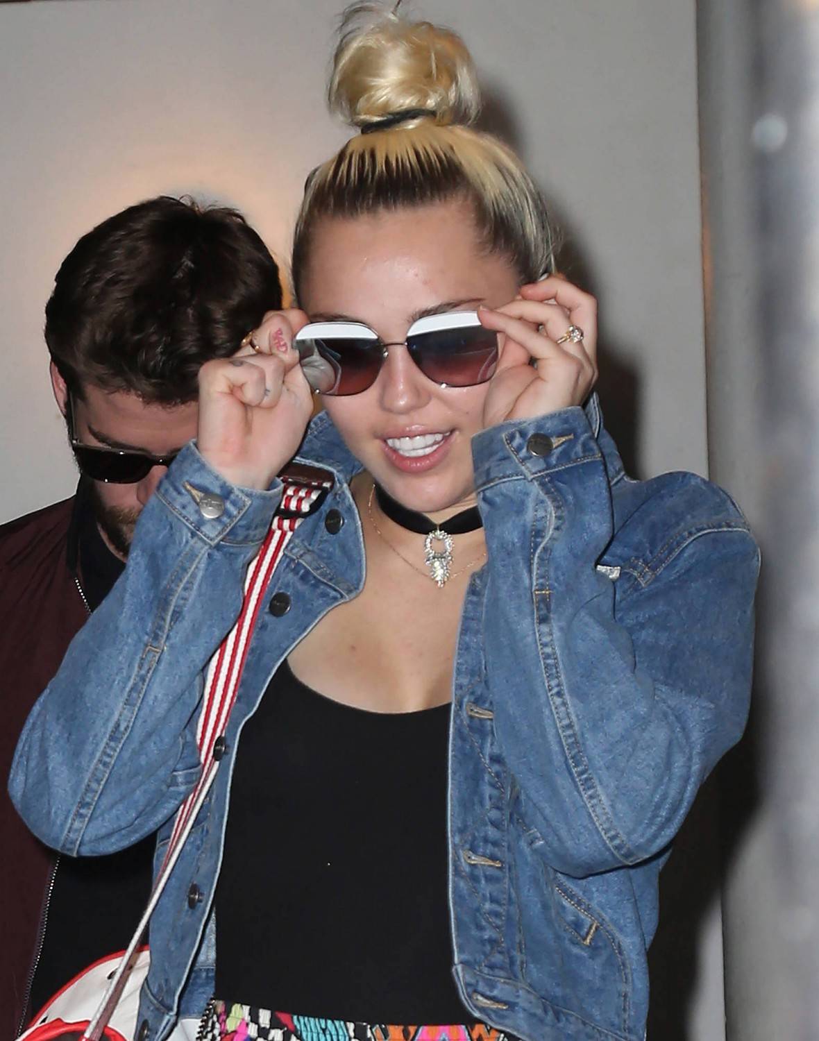 Miley Cyrus e Liam Hemsworth, spunta l'anello di fidanzamento