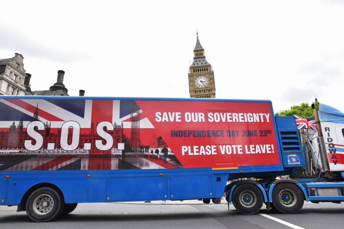 Brexit, il referendum non basta: "Così aggireranno il voto popolare"