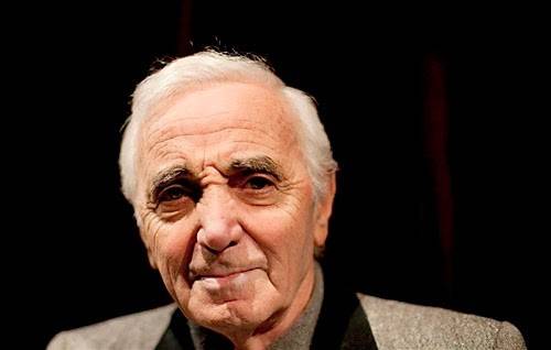 Aznavour stupisce ancora. Tour mondiale a 92 anni