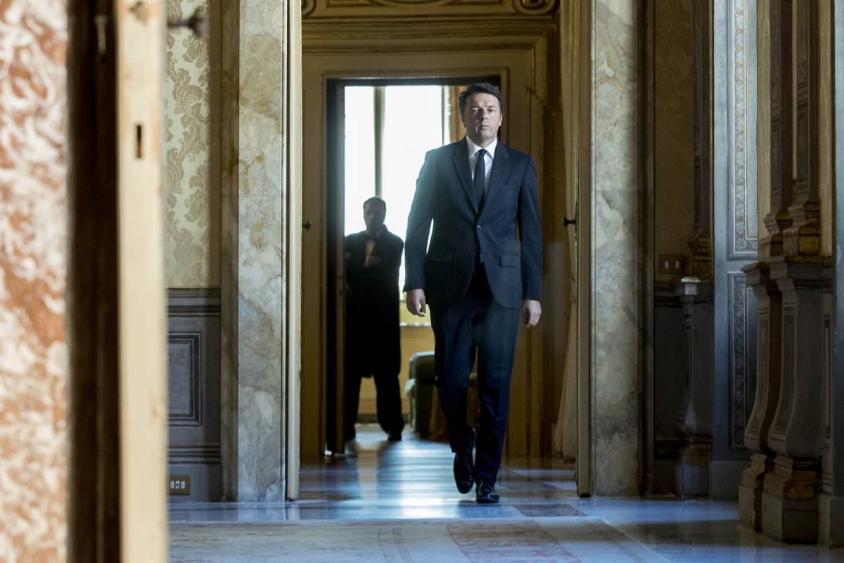 Renzi fa il pompiere: "I correntisti al sicuro"