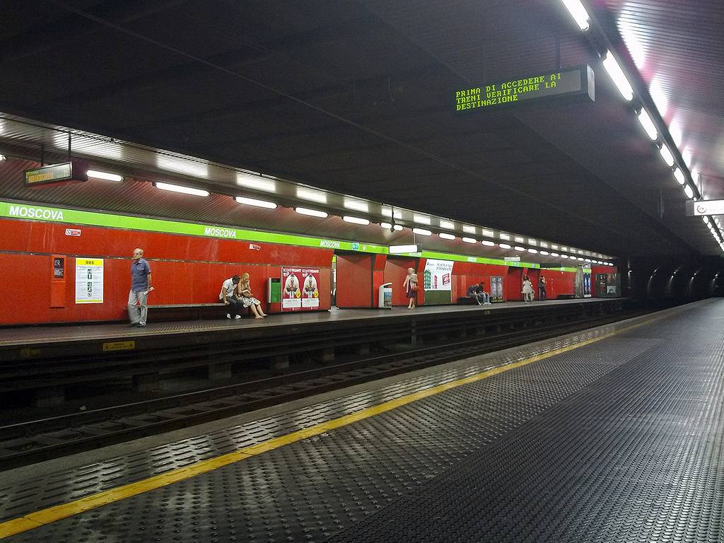 Milano, chiusa per due mesi fermata metropolitana di Moscova