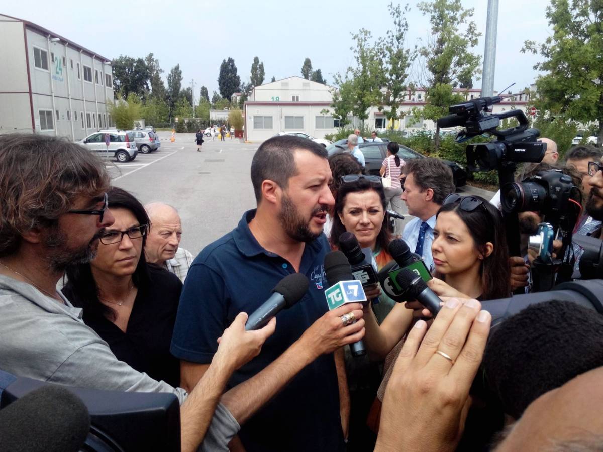 Lega, Salvini: "Serve ribellione pacifica"