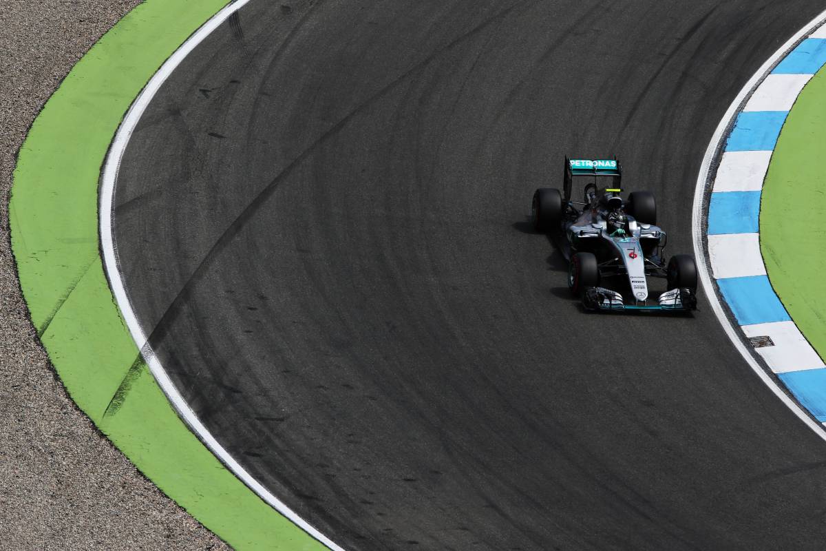 Formula 1, gp di Germania: Hamilton parte dalla pole, terza fila per le Ferrari