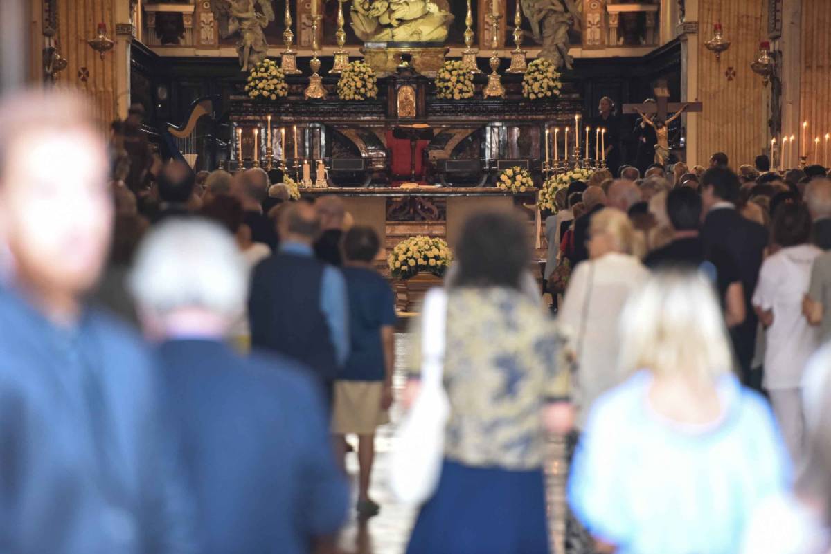 A Milano funerali di Marta Marzotto