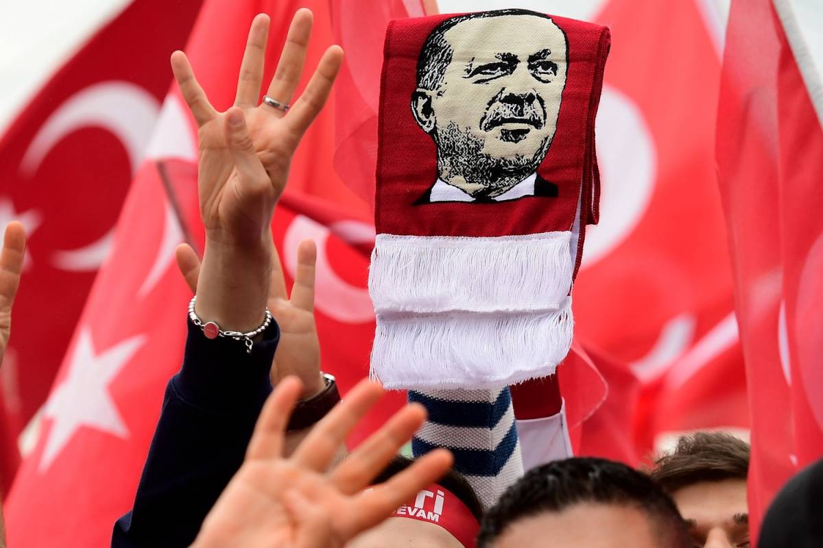 Erdogan scarcera i delinquenti per fare spazio ai suoi nemici