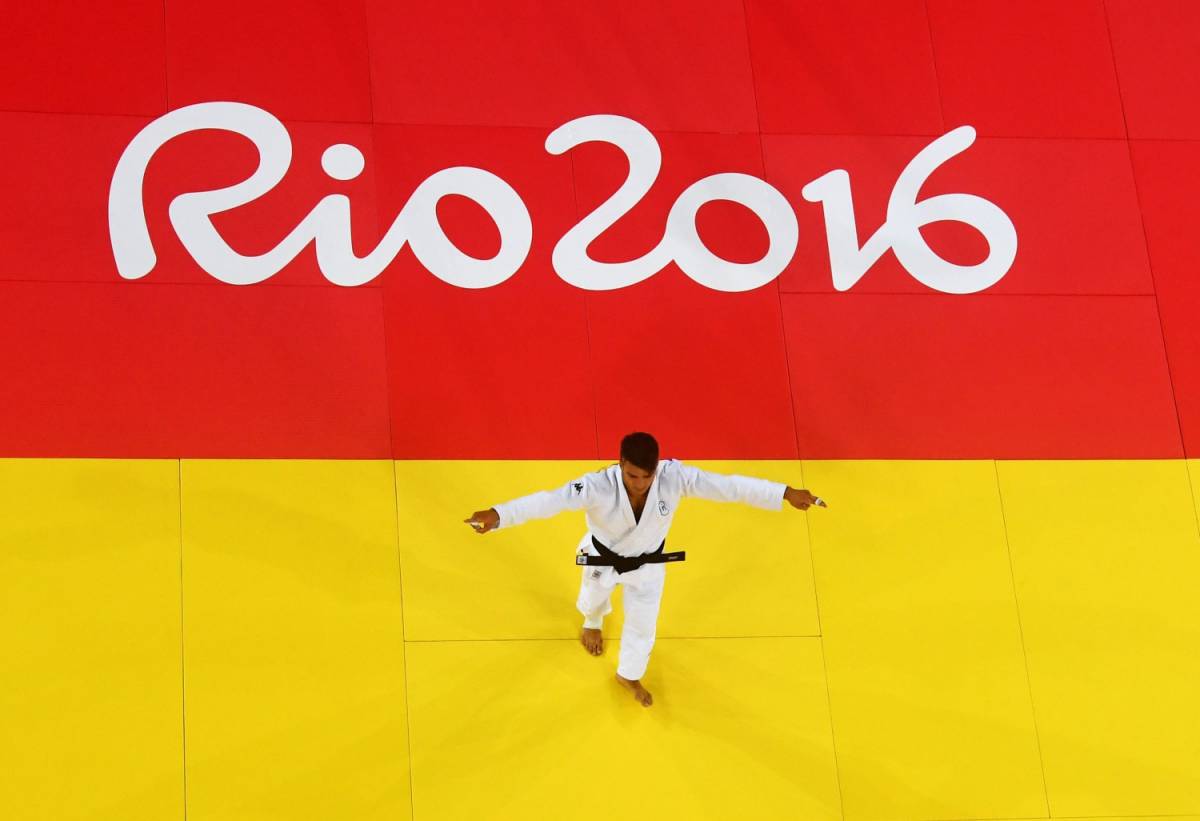 Oro nel judo e nel fioretto: Basile e Garozzo sono campioni olimpici 