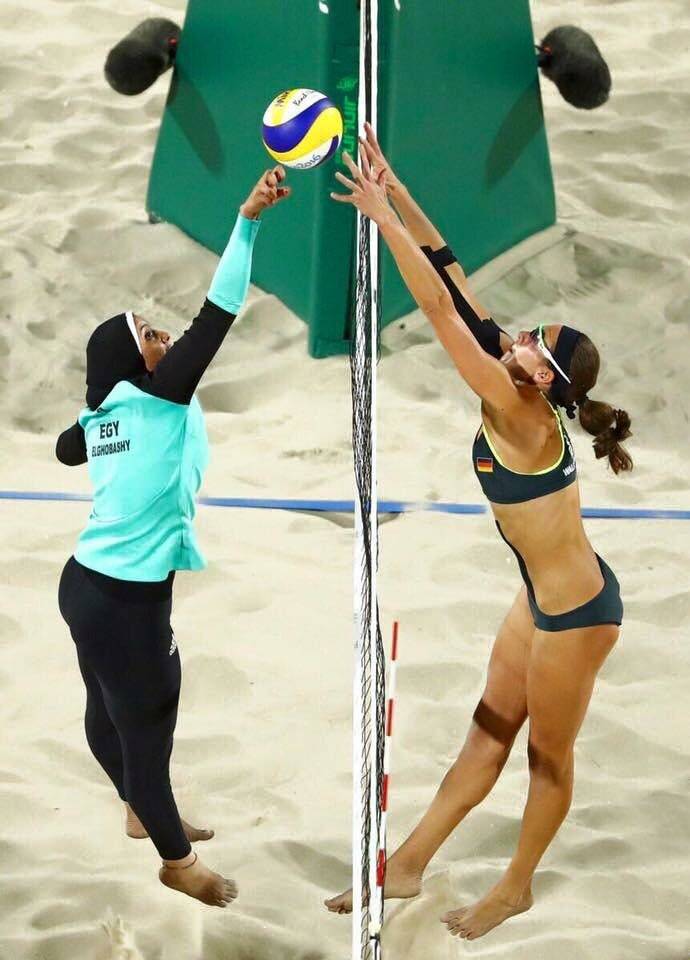 A Rio la sfida è nel Beach volley: il velo egiziano e il bikini tedesco