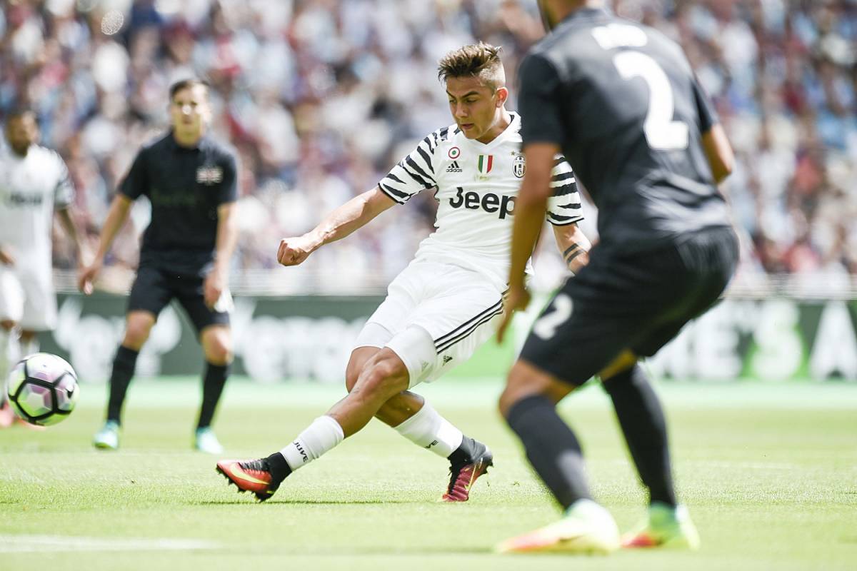Dybala carica la Juventus: "Vogliamo vincere tutto"