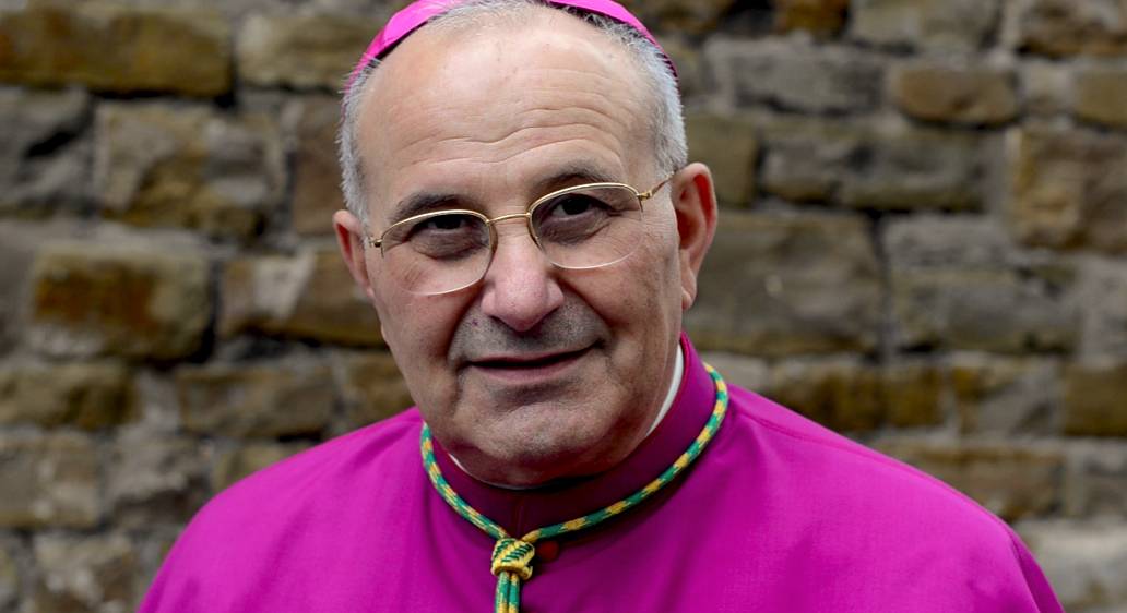L'arcivescovo attacca l'Ue: "Lavora per il male comune"