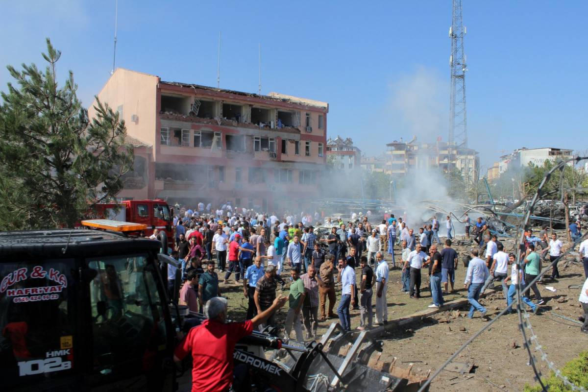 La stazione di polizia attaccata ad Elazig, nel sud-est della Turchia
