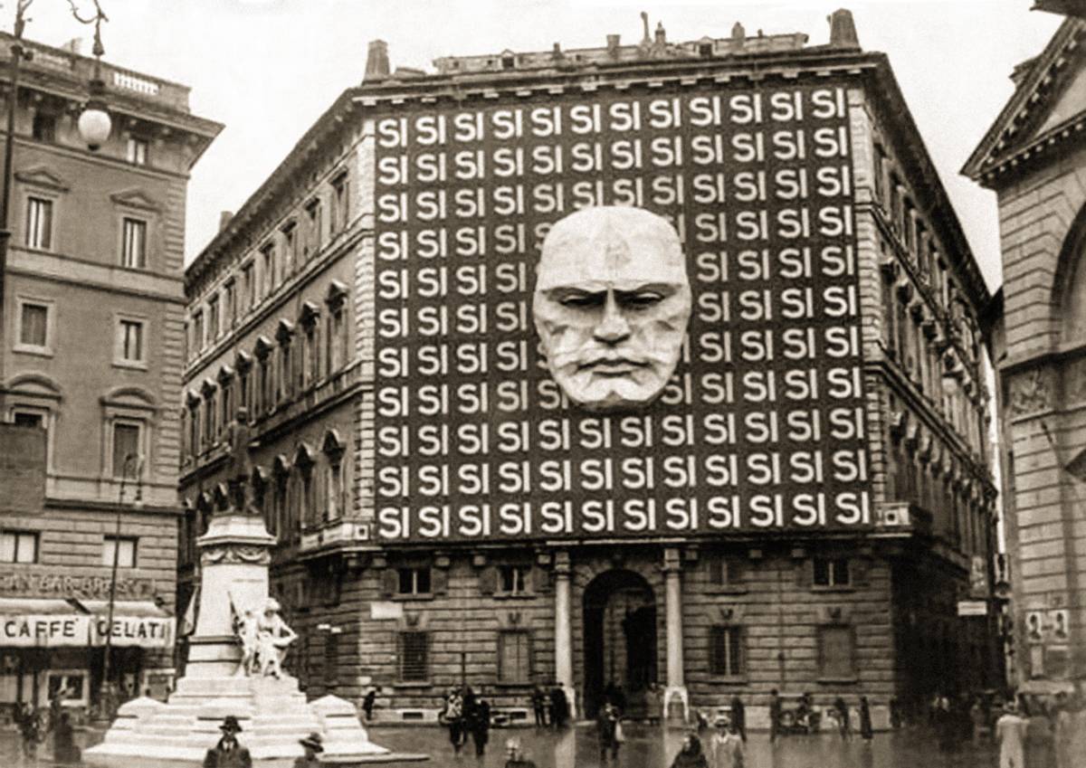 La sede del Partito nazionale fascista a Palazzo Braschi a Roma