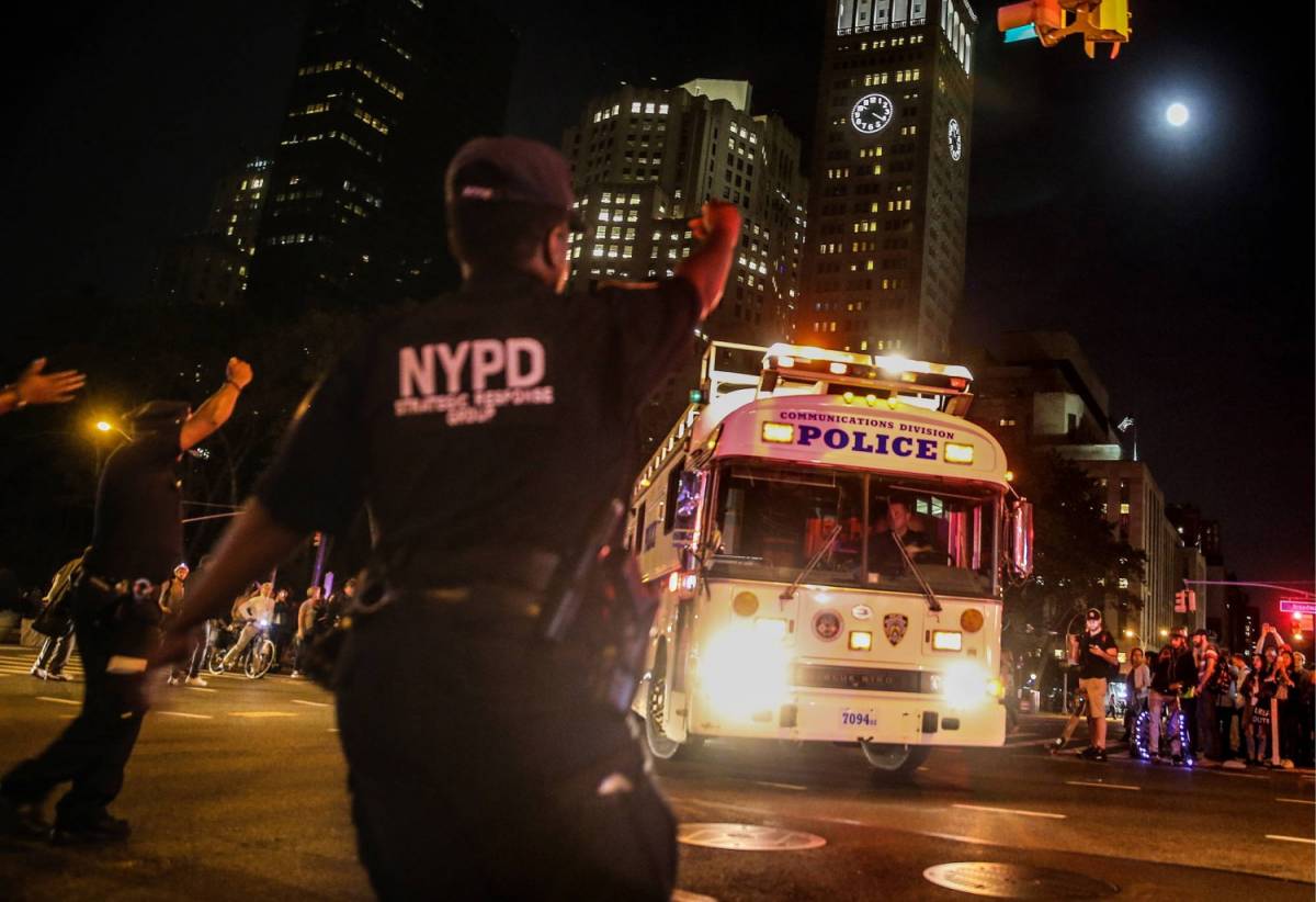 Ordigno a Manhattan: una forte esplosione sconvolge New York