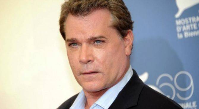 Parla Ray Liotta: "In Shades of blue incarno il lato oscuro della legge"