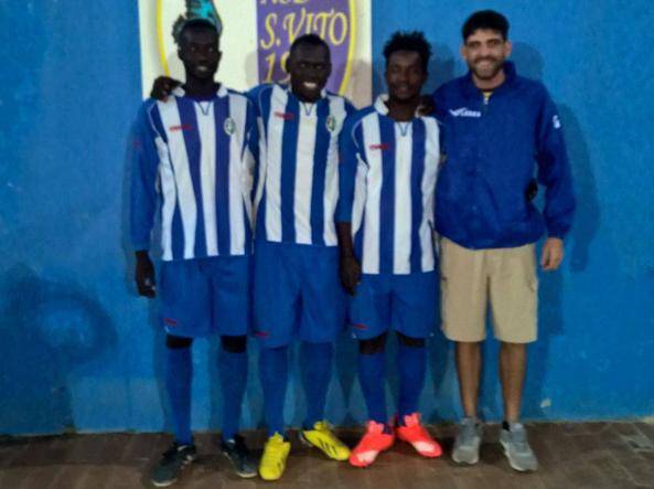 Insulti e razzismo contro calciatori-profughi, caos a Chieti