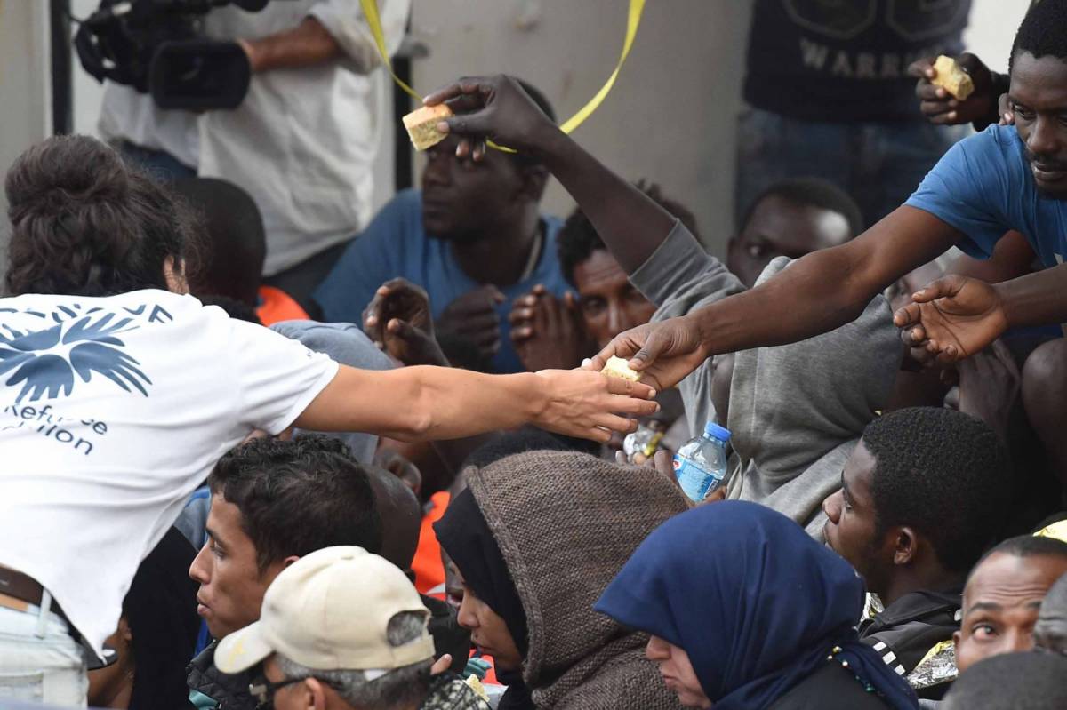 Sbarchi senza fine: ​11mila migranti salvati in 48ore