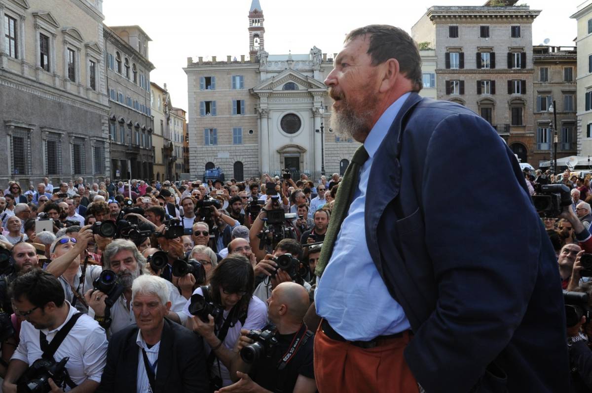 L'appello di Ferrara ai giuristi: "Il bullo Salvini va denunciato"