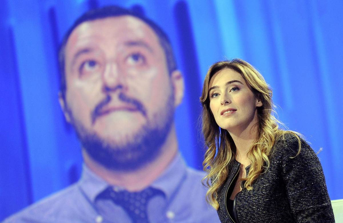 "Col Sì più immigrati" Scontro Salvini-Boschi da Vespa