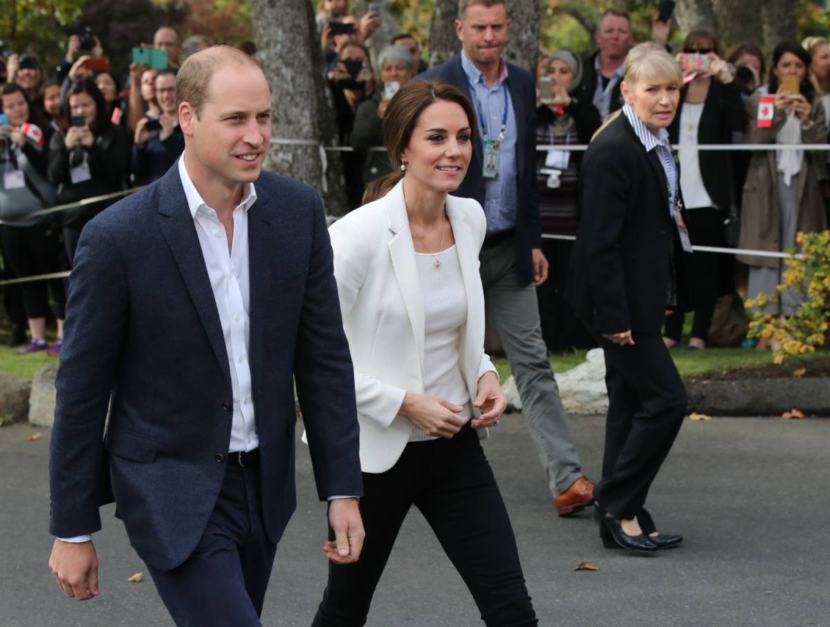 Kate Middleton, polemiche sui vestiti da 65.000 euro