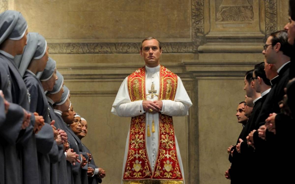 Rubati, danneggiati e spariti i gioielli di "The young Pope"