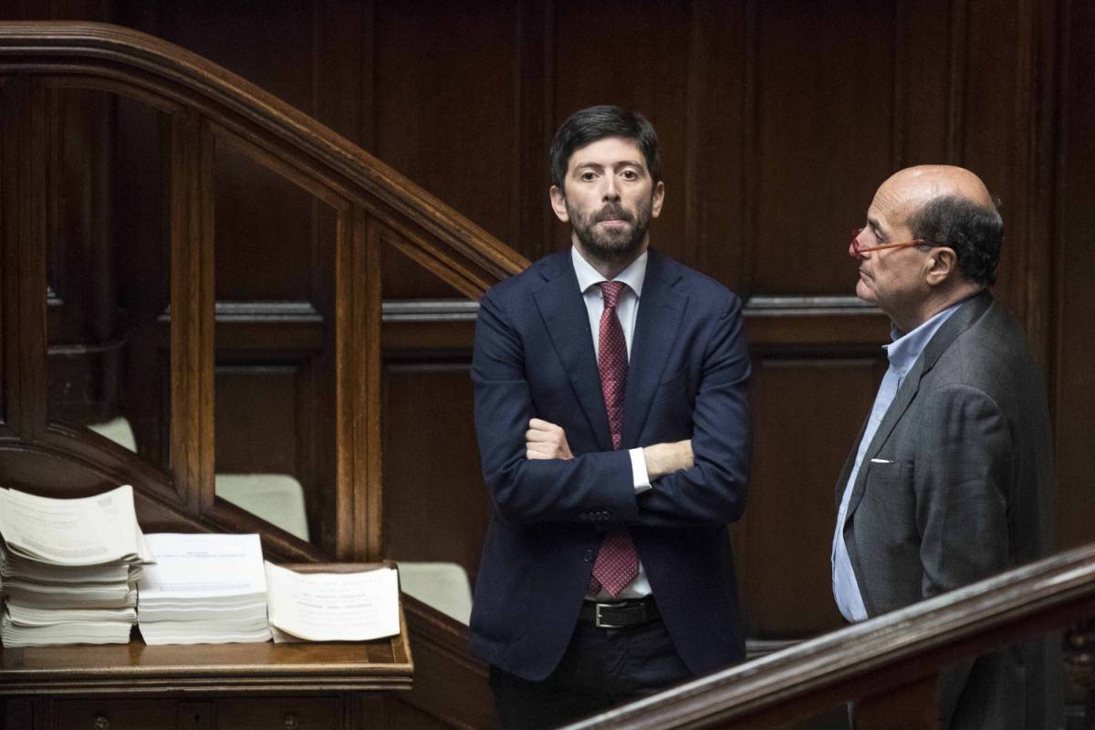 I bersaniani: Renzi traditore. Il nemico della sinistra è il Pd