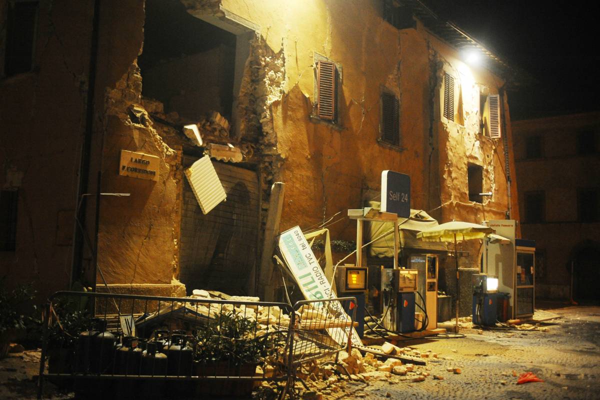 Forti scosse di terremoto nel Centro Italia