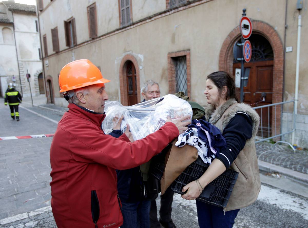 Terremoto, assessore Marche: "Troppo freddo per restare sul territorio" 