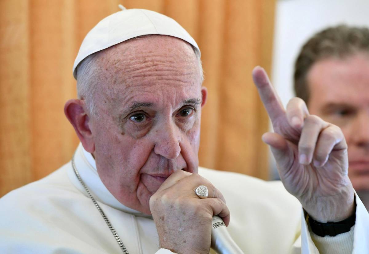 Il Papa: "L'Ue non riceva più migranti di quanti riesca ad integrarne"