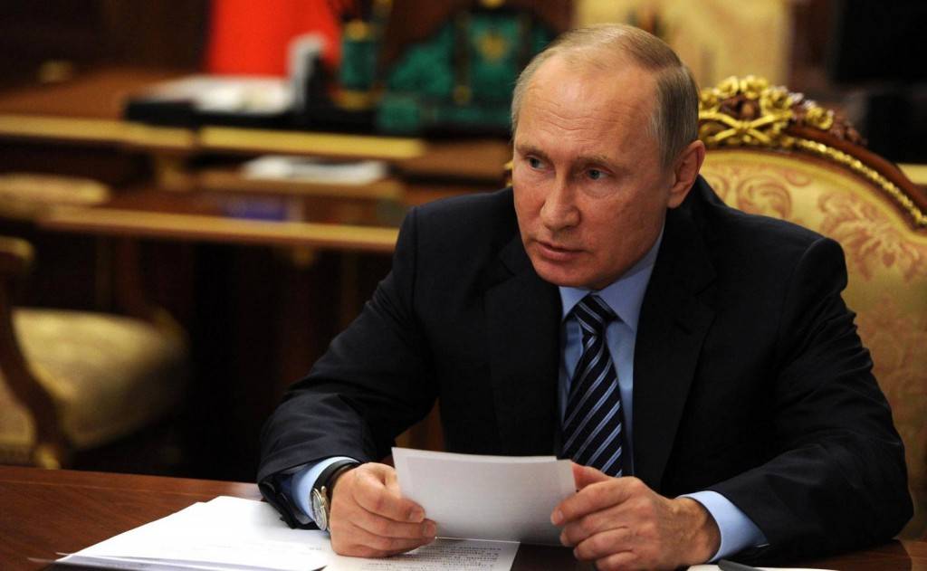 Mozione Ue contro la Russia: "Putin come i terroristi islamici"