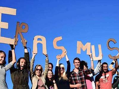 Le proteste degli studenti Erasmus di Bologna