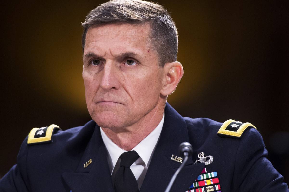 "Ha svenduto gli Usa a Mosca". Ma niente condanna per Flynn