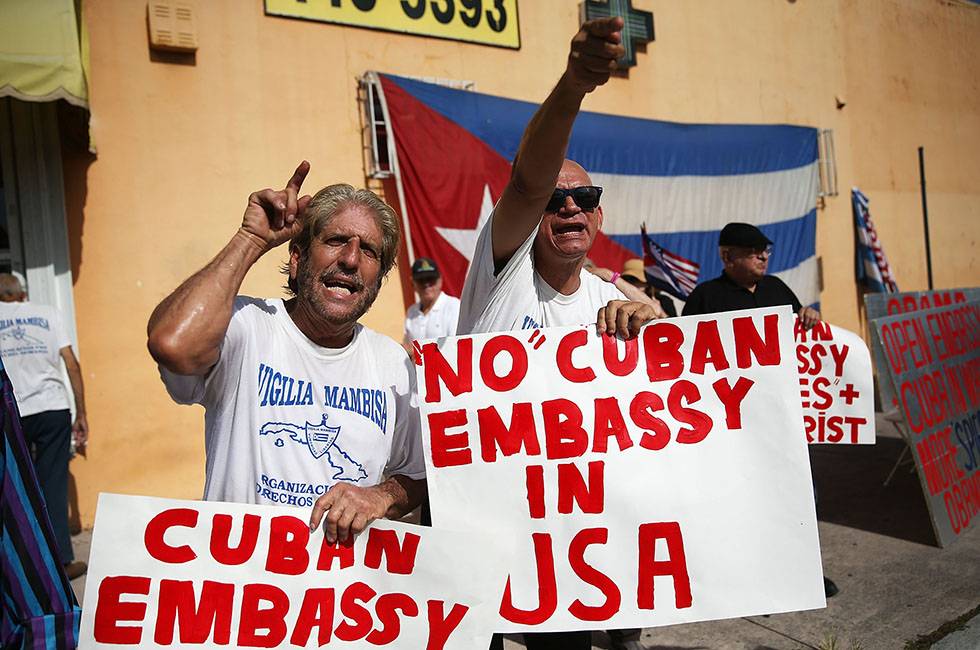 Morte Castro, gli esuli cubani fanno festa