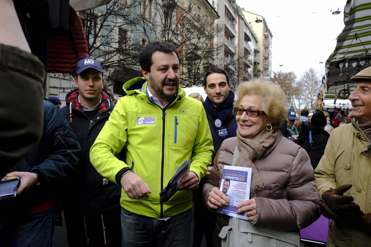 Salvini: "Faremo il congresso, nessun dubbio sui militanti"