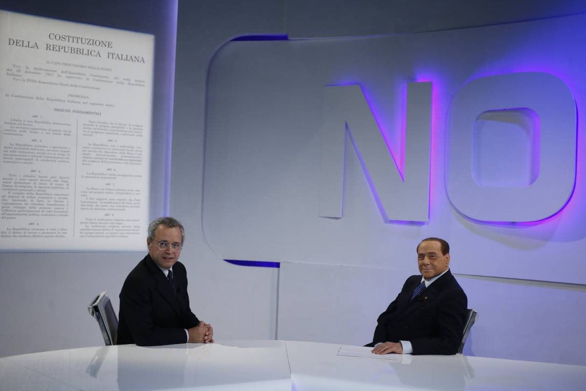 Berlusconi: "Se vince il No Renzi deve lasciare la politica"