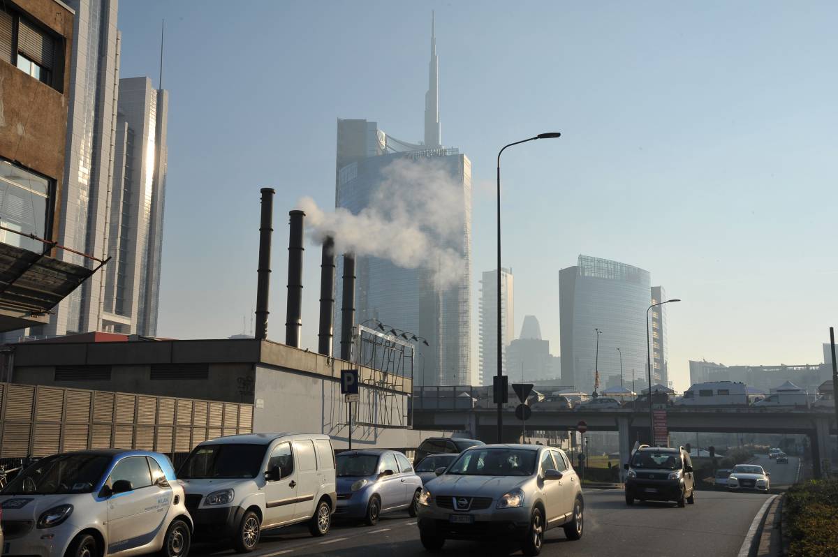 Il vento non spazza lo smog Da oggi stop diesel euro 4