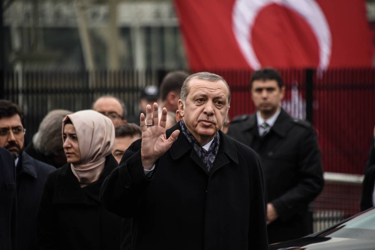 Erdogan insulta ancora  la Germania "nazista": "Proteggete i terroristi"