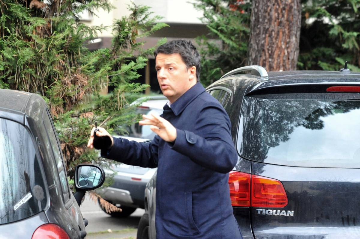 Il rientro in scena di Renzi Nel Pd è guerra sulle alleanze