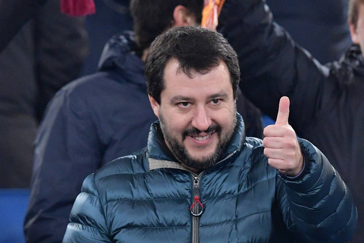 Matteo Salvini: "Agenti eroi, ma l'infame assassino passeggiava per strada"