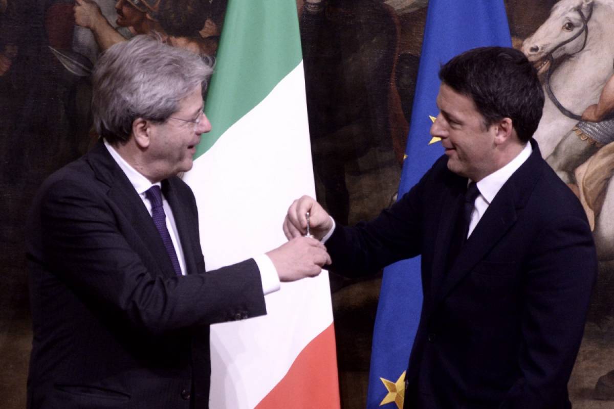 Renzi deve giocare in difesa: adesso Gentiloni gli fa paura