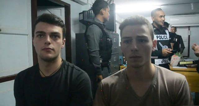 Tornano a casa i due ragazzi italiani arrestati in Thailandia