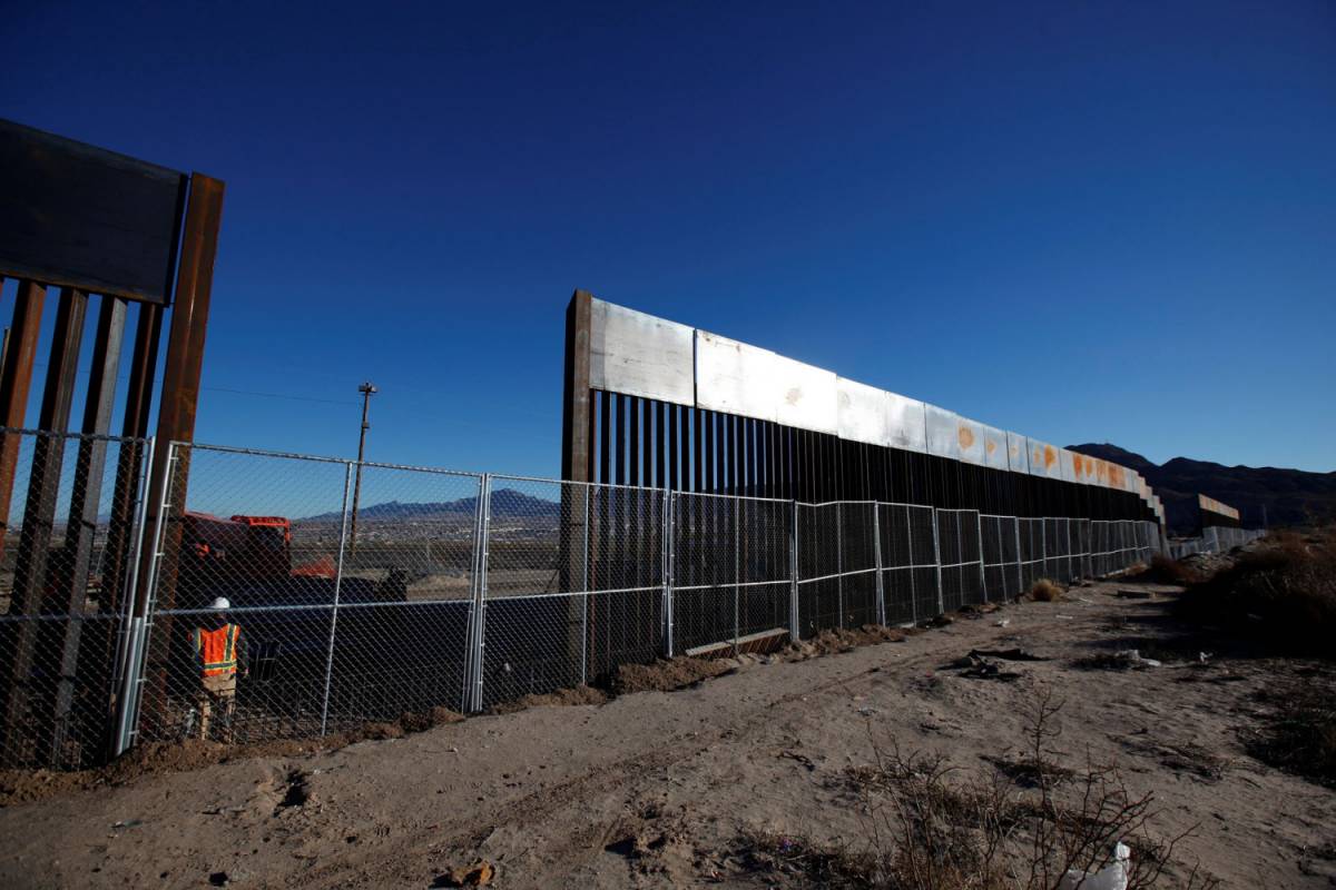 Messico e Usa al muro contro muro