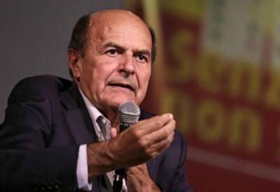 Bersani non esclude la scissione del Pd: "Non minaccio e non garantisco nulla"