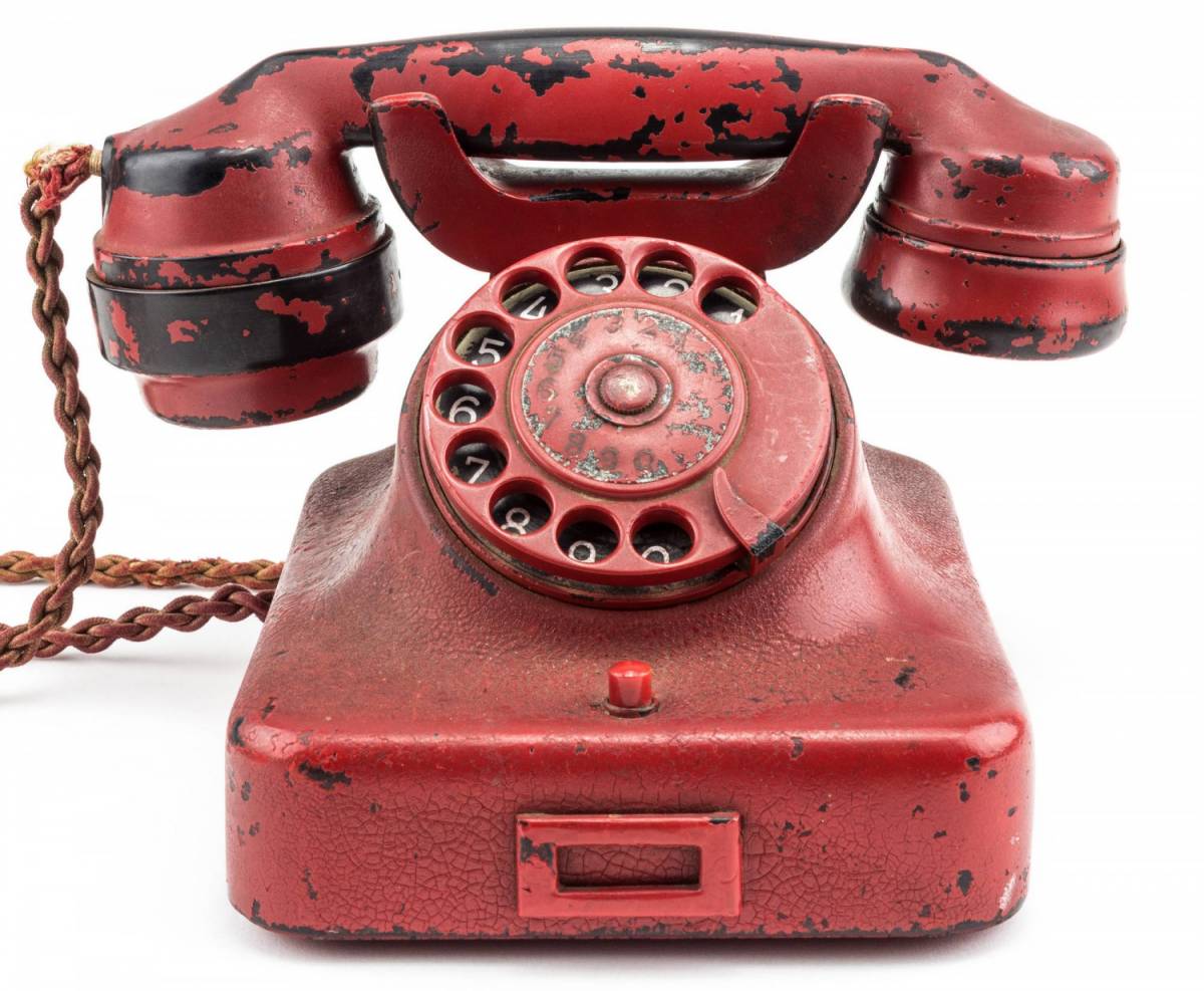 In vendita il telefono utilizzato da Hitler nella II guerra mondiale 
