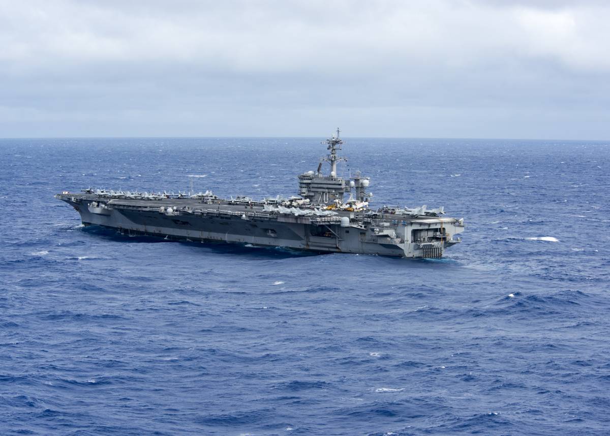 Mar Cinese Meridionale, portaerei Usa in pattugliamento