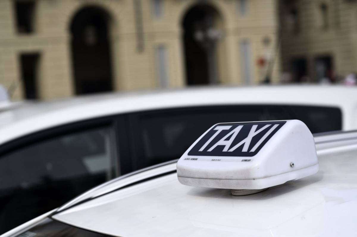 Il tassista svizzero arriva a Linate: cacciato dai colleghi italiani