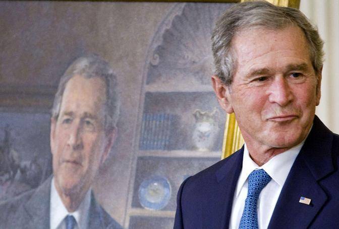 Bush stuzzica Trump: "Media indispensabili per la democrazia. Politica migratoria sia accogliente"