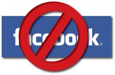 Facebook, sito inaccessibile per due ore e mezza