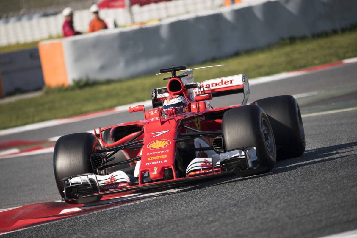 La Ferrari vola con Raikkonen: il Cavallino vuole il riscatto nel 2017