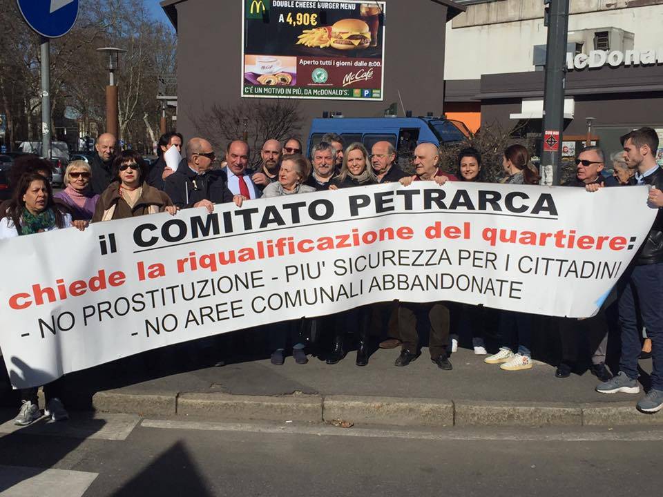 Viale Certosa, cittadini in piazza per protesta